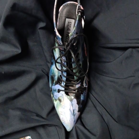 NWOT Steve Madden "Drillbit" Heeled Booties 6M - Picture 3 of 6